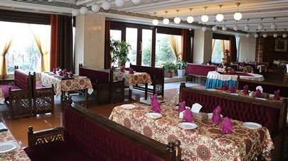 رستوران سنتی هتل سی نور مشهد